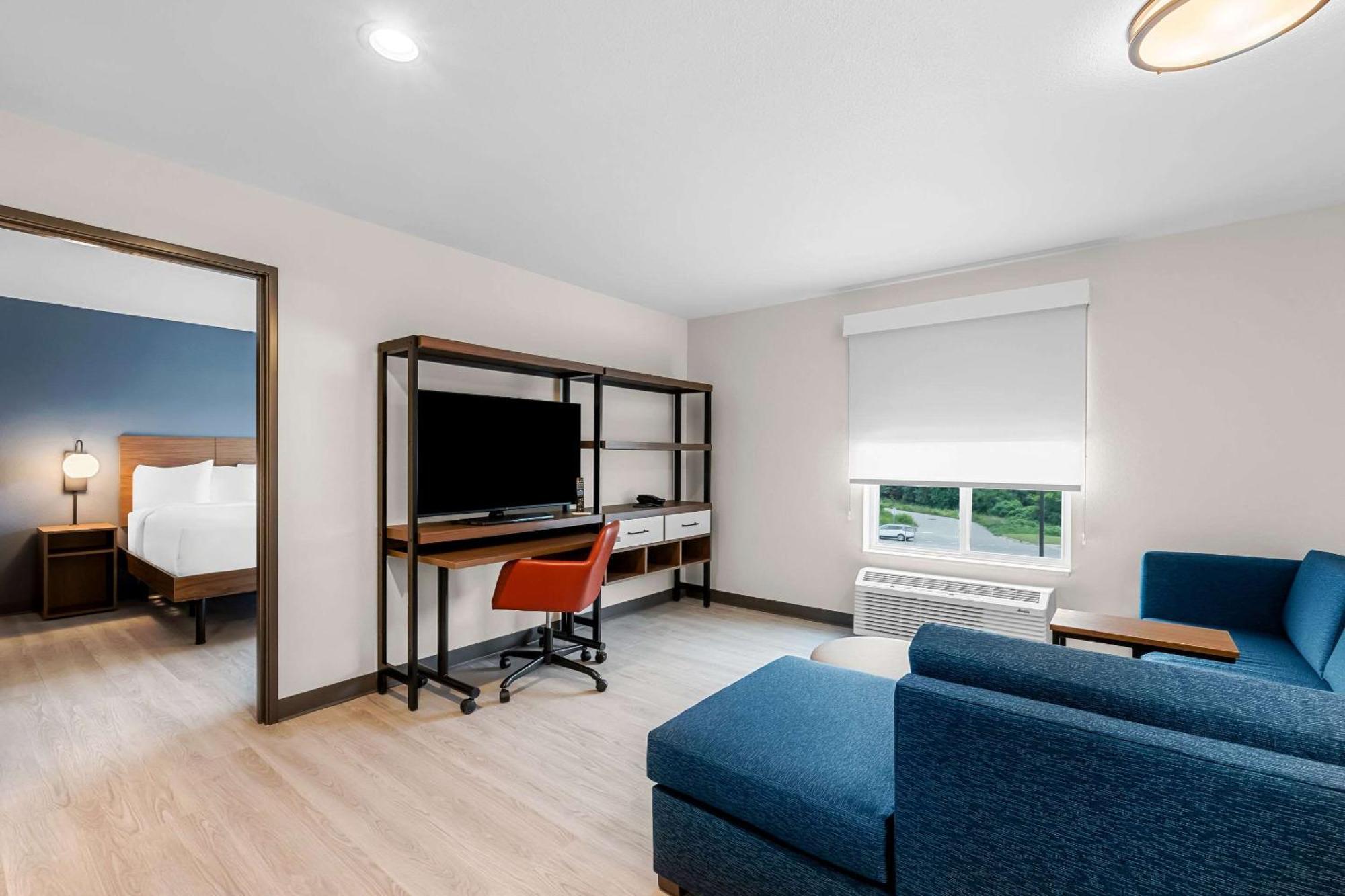 Everhome Suites Fayetteville Near Fort Bragg ภายนอก รูปภาพ