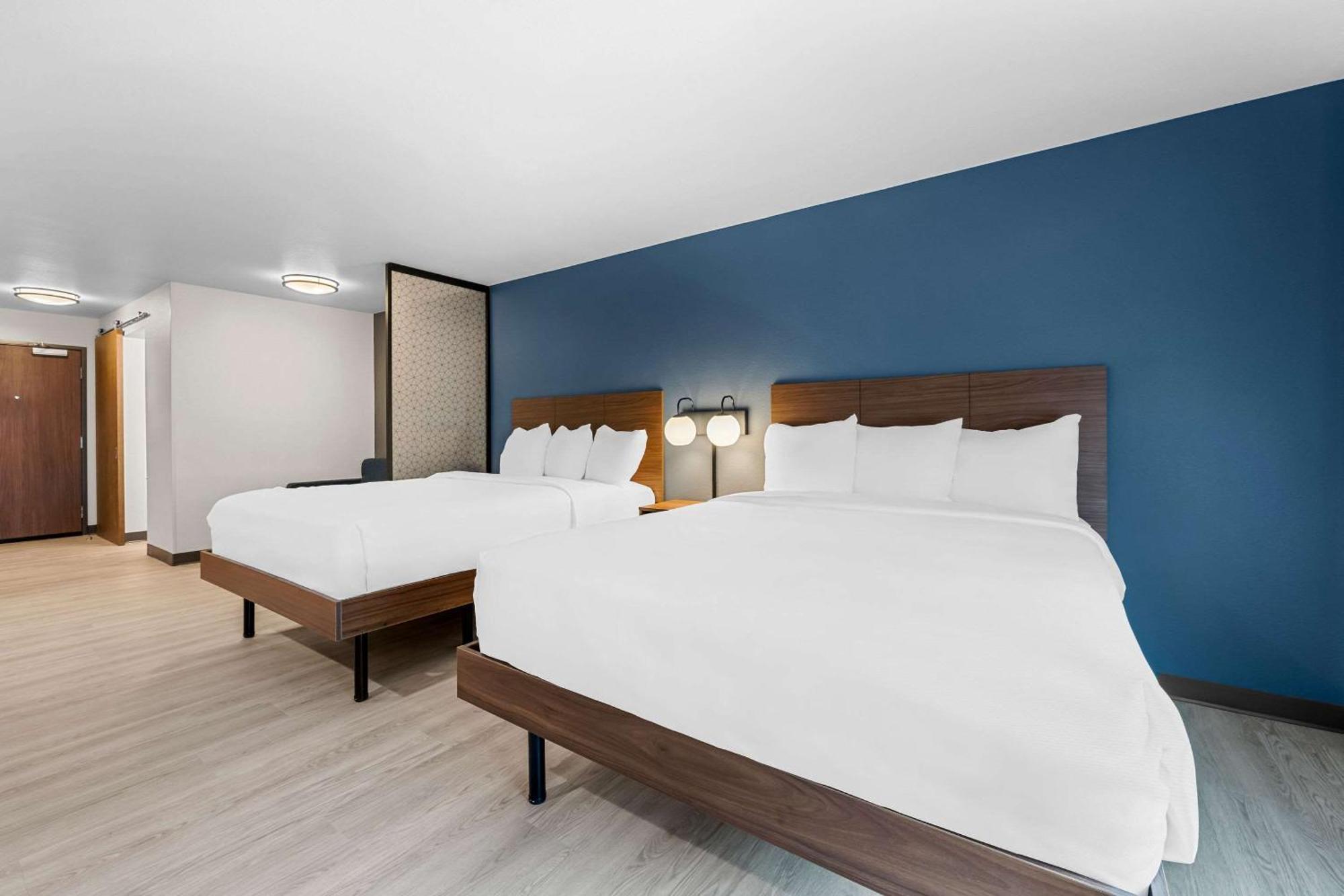 Everhome Suites Fayetteville Near Fort Bragg ภายนอก รูปภาพ